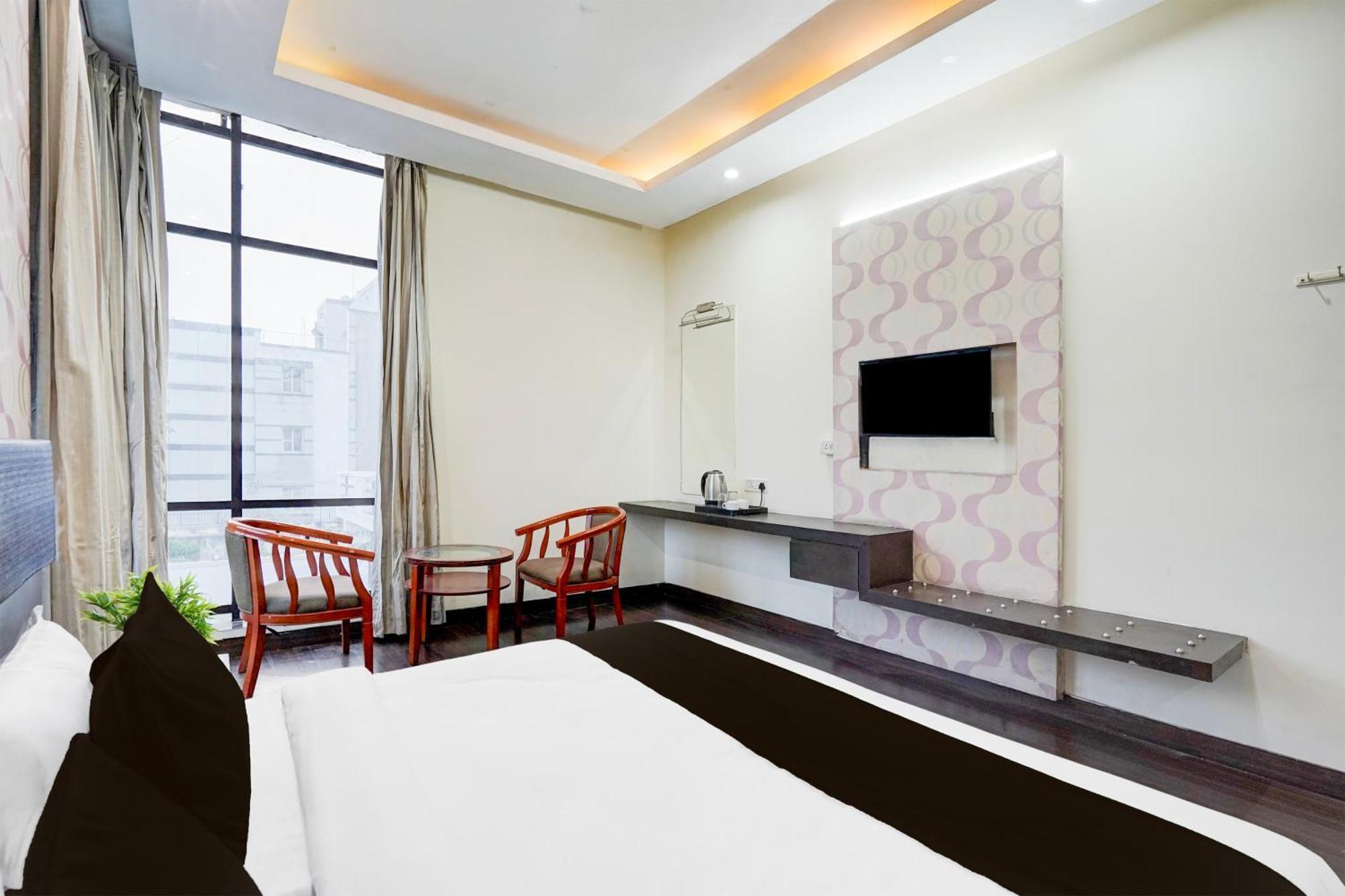 Hotel Super Townhouse Sector 51 Noida Near Metro Station Extérieur photo