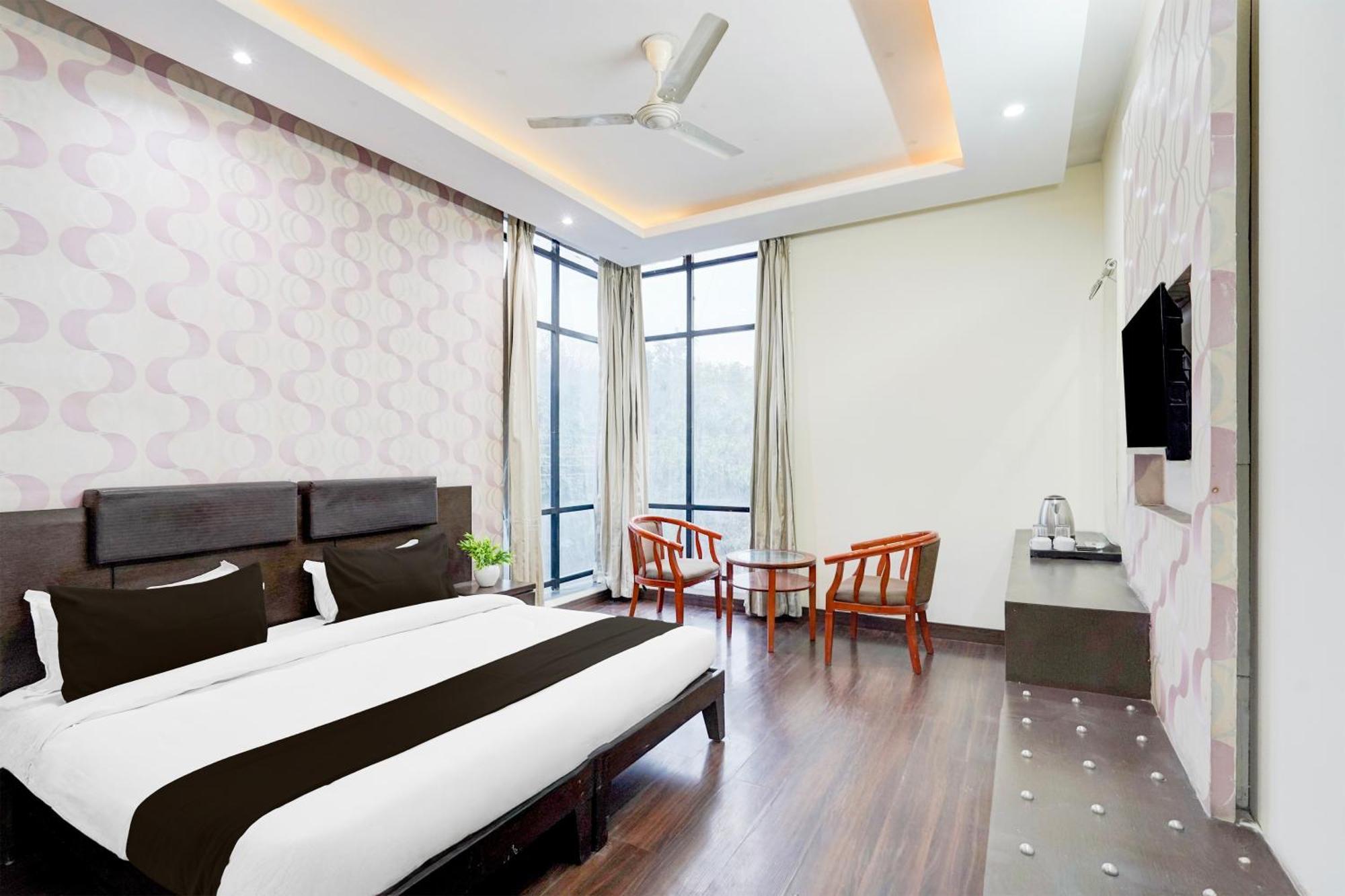 Hotel Super Townhouse Sector 51 Noida Near Metro Station Extérieur photo